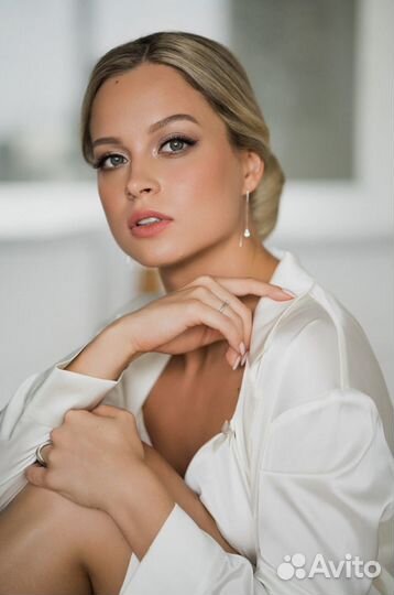 Визажист, стилист по прическам, свадебный стилист