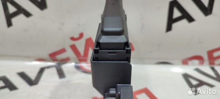 Блок управления стояночным тормозом Volkswagen