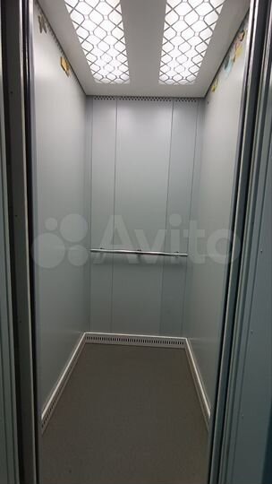 2-к. квартира, 50 м², 6/9 эт.