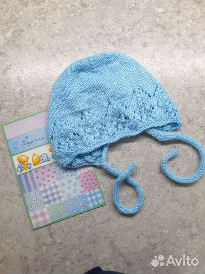 Вязаная шапочка для новорожденного