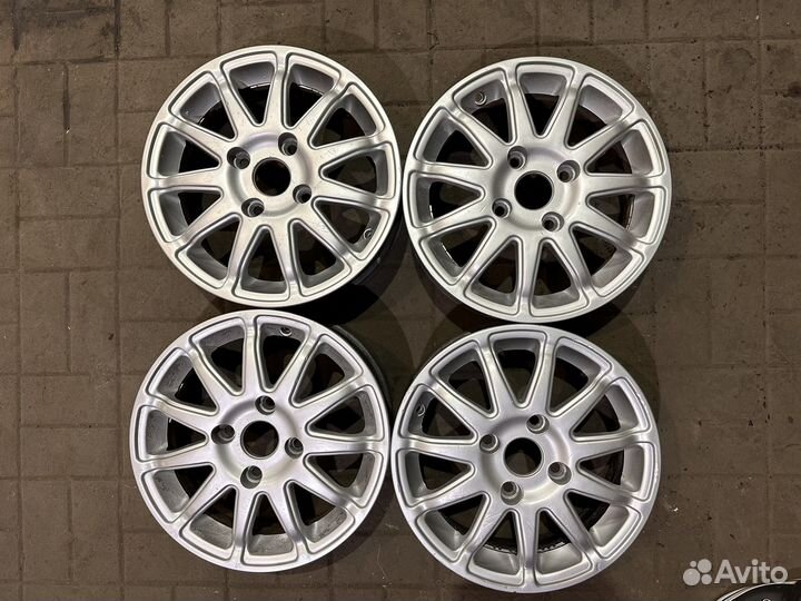 Литые диски r15 4/114.3 ц,о. 67.1