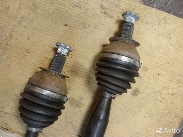 Привод передний Volkswagen Polo 1.6 2011 2015