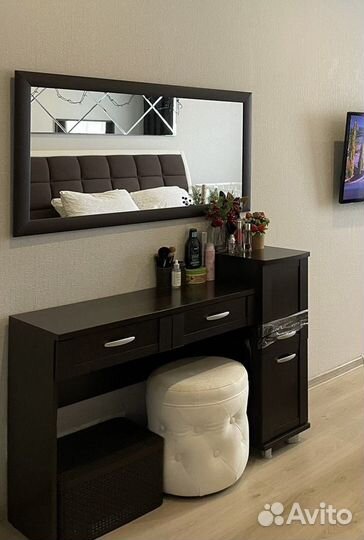 Зеркало настенное