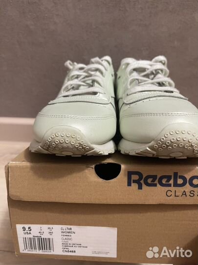 Кроссовки женские Reebok 40,5 оригинал