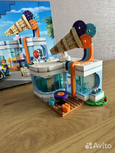 Конструктор lego City Магазин мороженого