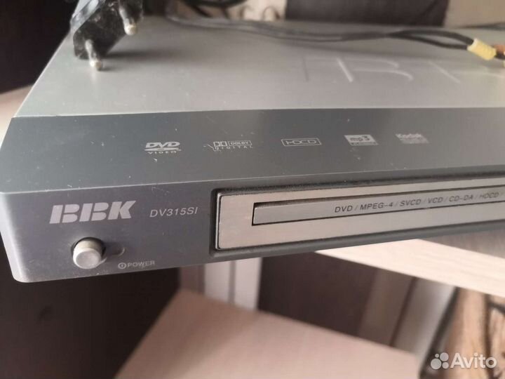 CD проигрыватель BBK