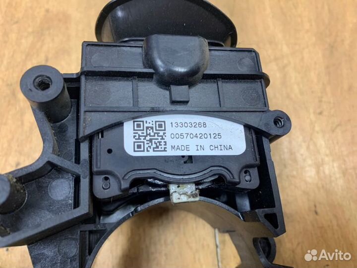 Подрулевой переключатель Opel Astra J A14XER 2010