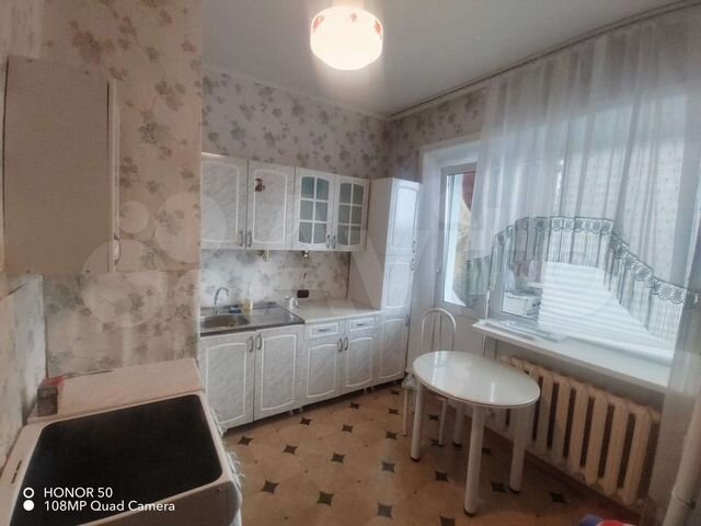 2-к. квартира, 57 м², 4/9 эт.