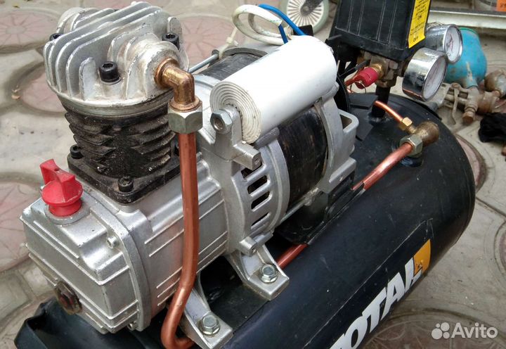 Компрессор total C-24