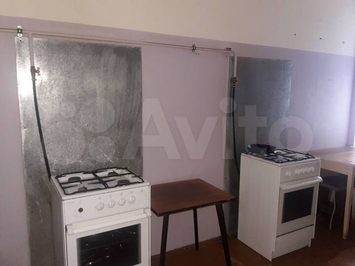 Комната 13 м² в 4-к., 2/2 эт.