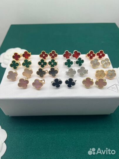 Золотые серьги Van Cleef Alhambra