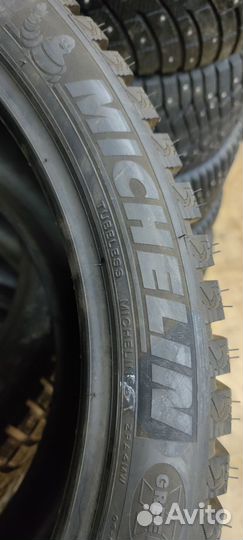 Michelin Latitude X-Ice North 2 + 305/35 R21