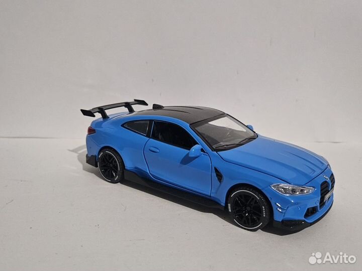 1:32 модель Bmw M4