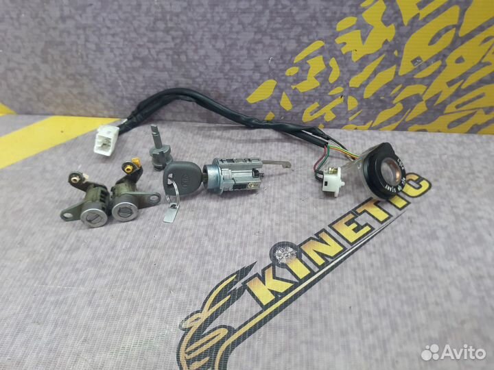 Замок зажигания Иммобилайзер Киа Спектра