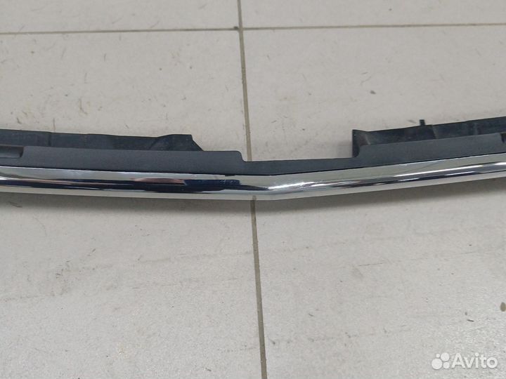 Хром решетки радиатора Mercedes V-Classe W447