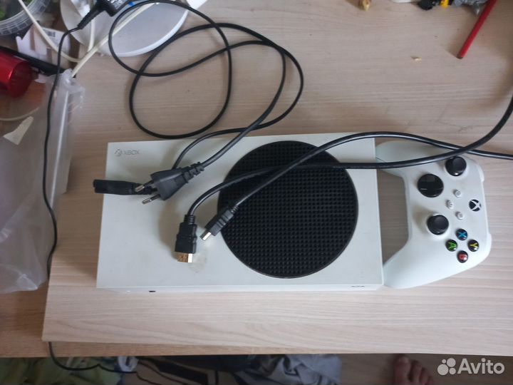Xbox series s с джостиком
