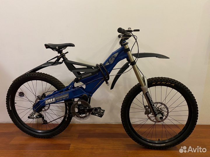Велосипед downhill GT DHi Pro 2008