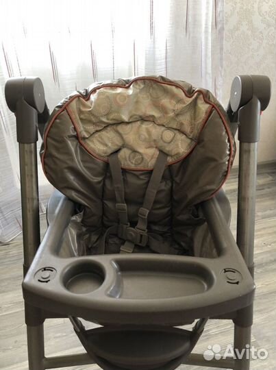 Стульчик для кормления graco