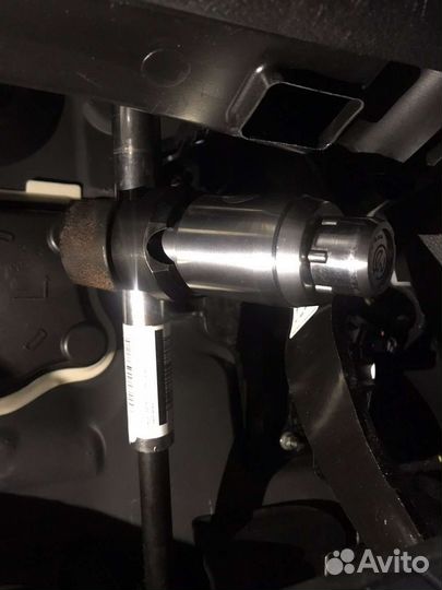 Замки противоугонные на коробку, капот, руль