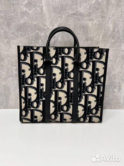 Сумка Dior east west tote bag 2 цвета