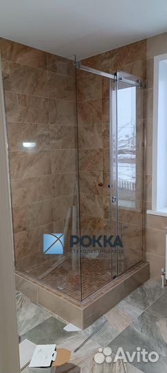 Душевая кабина из стекла