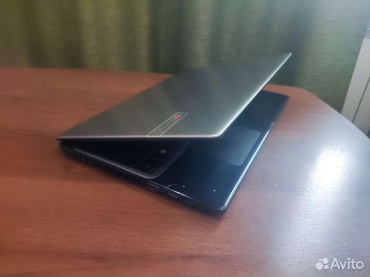 Ноутбук Acer Packard bell