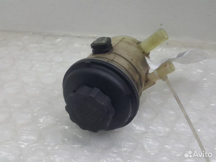 Бачок гур Kia Rio