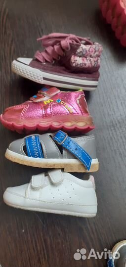 Кроссовки,ботинки, сандали