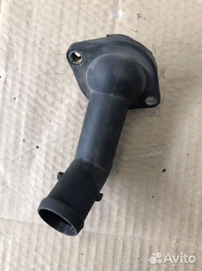 Корпус термостата Skoda Octavia A5 (3229)