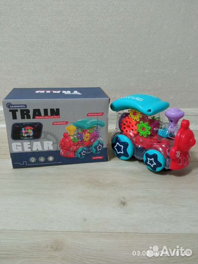 Прозрачный паравозик с шестерёнками