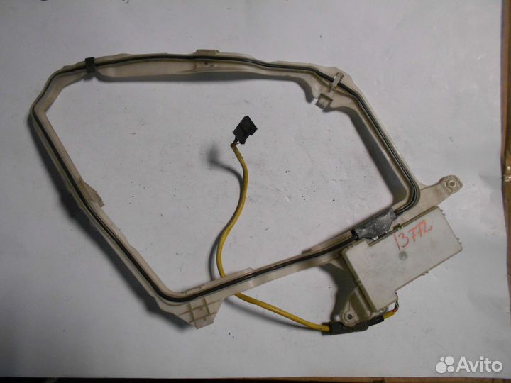 Антенна KeyLess Go передняя правая W220 A220820027