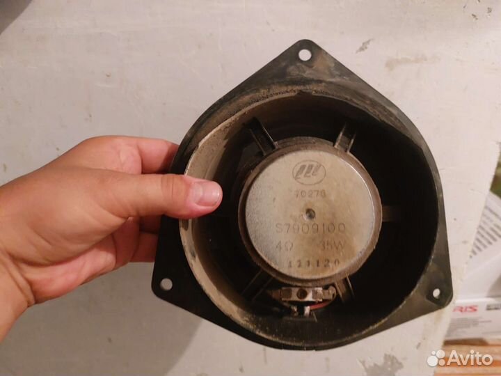 Акустические колонки в машину