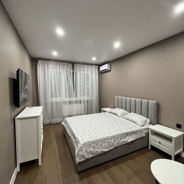 10 и более-к. квартира, 35,6 м², 24/24 эт.