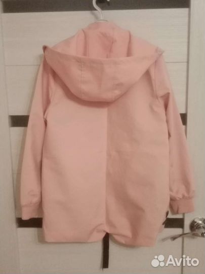 Куртки на девочку