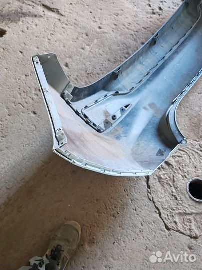 Задний бампер на hyundai solaris 2018