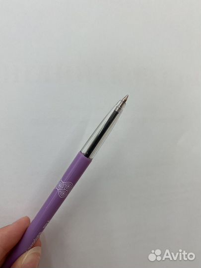 Ручка шариковая, красивая