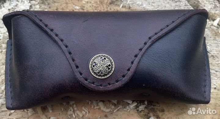 Футляр для очков из кожи ручной работы