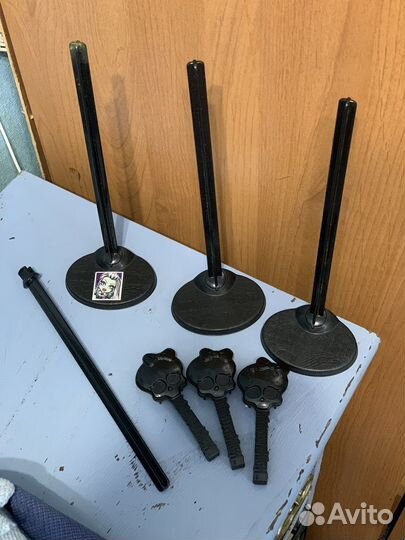 Подставки и расчески Monster High