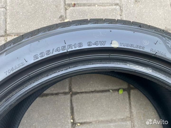 Bridgestone Turanza T005A 235/45 R18