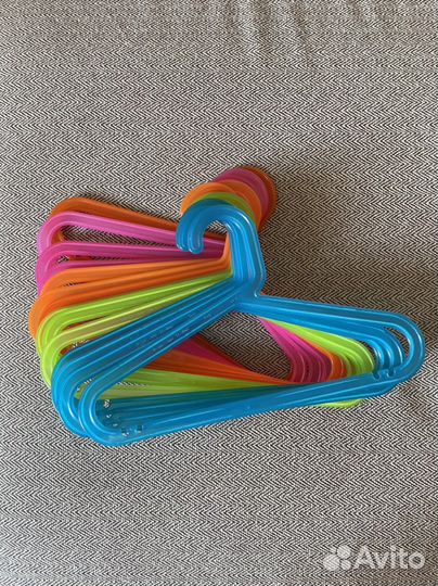 Вешалки плечики IKEA детские