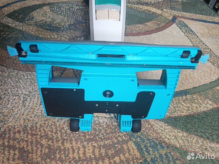 Вертикальный пылесос