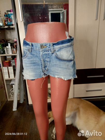Шорты джинсовые
