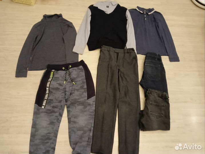 Школьные вещи пакетом на мальчика 146-152