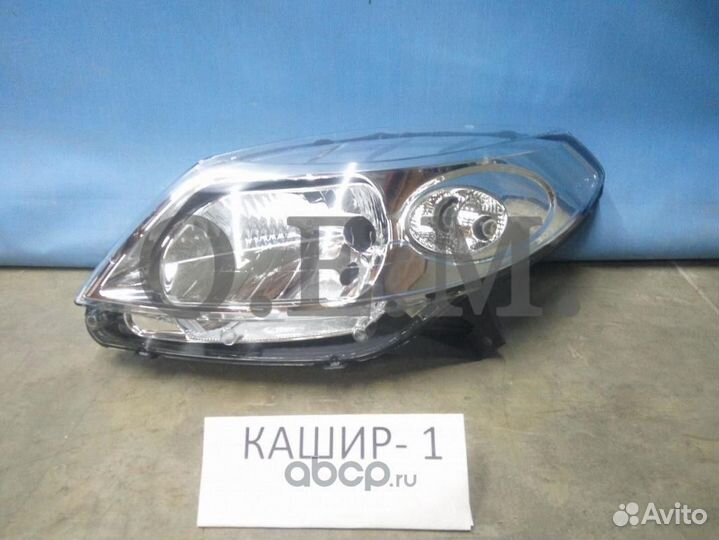 Фара левая Renault Sandero 1 2009-2014