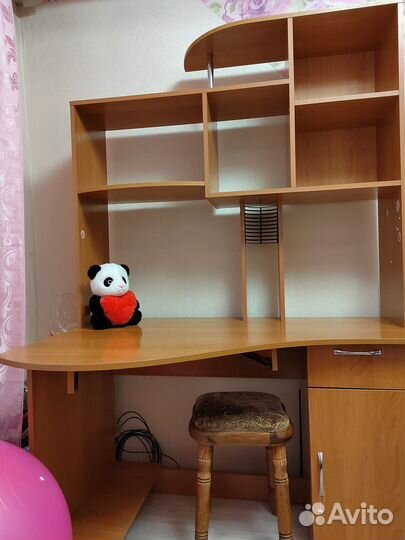 Компьютерный стол