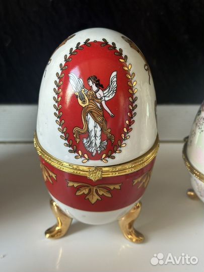 Фарфоровые шкатулки в виде яйца