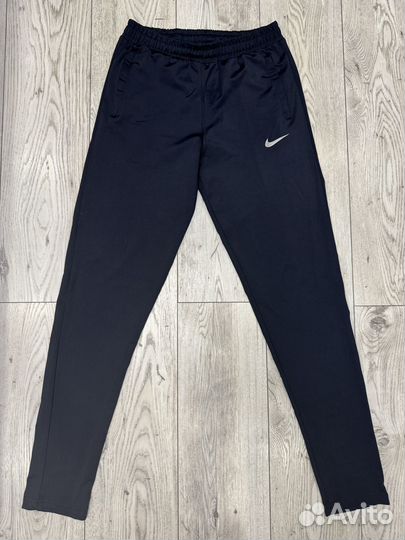 Спортивный костюм Nike