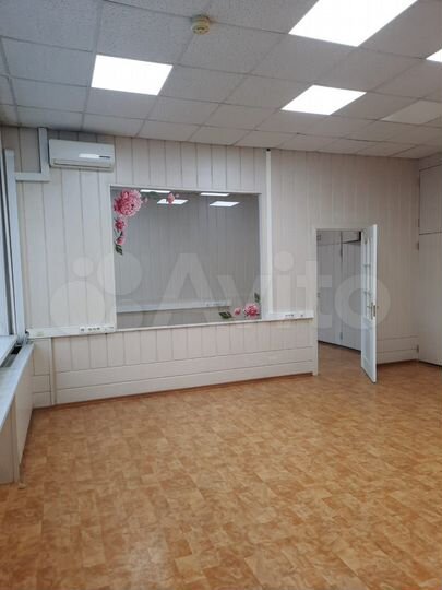 Офис.блок в бц на Красном, 2 этаж, 52 м2, метро