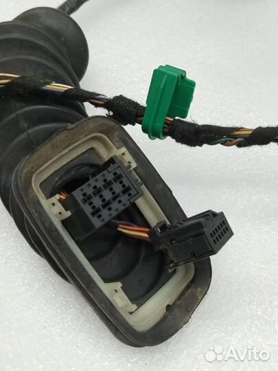 Проводка двери передняя левая Skoda Octavia A5 1.8