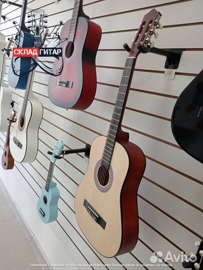 Новая гитара для ребенка